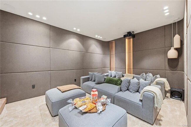 16782 Otsego St in Los Angeles, CA - Building Photo - Building Photo