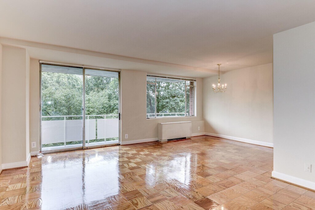 Sherwood at Southern Towers Apartments in Alexandria, VA