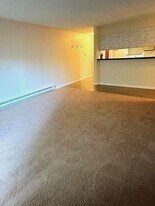 545 E 11th Ave in Anchorage, AK - Building Photo