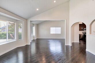 11505 Hunnewell Ave in Los Angeles, CA - Building Photo - Building Photo