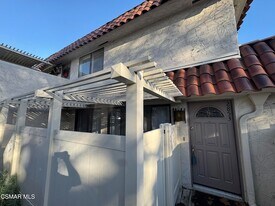 2853 Instone Ct in Westlake Village, CA - Building Photo
