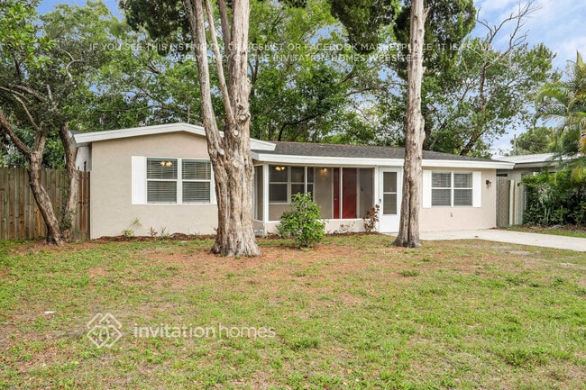 property at 215 Emerald Ln