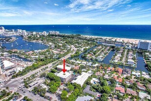 2420 SE 17th St in Fort Lauderdale, FL - Building Photo