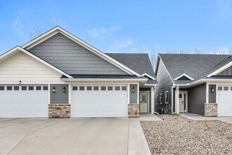 312 61st St in Waverly, MN - Building Photo - Building Photo