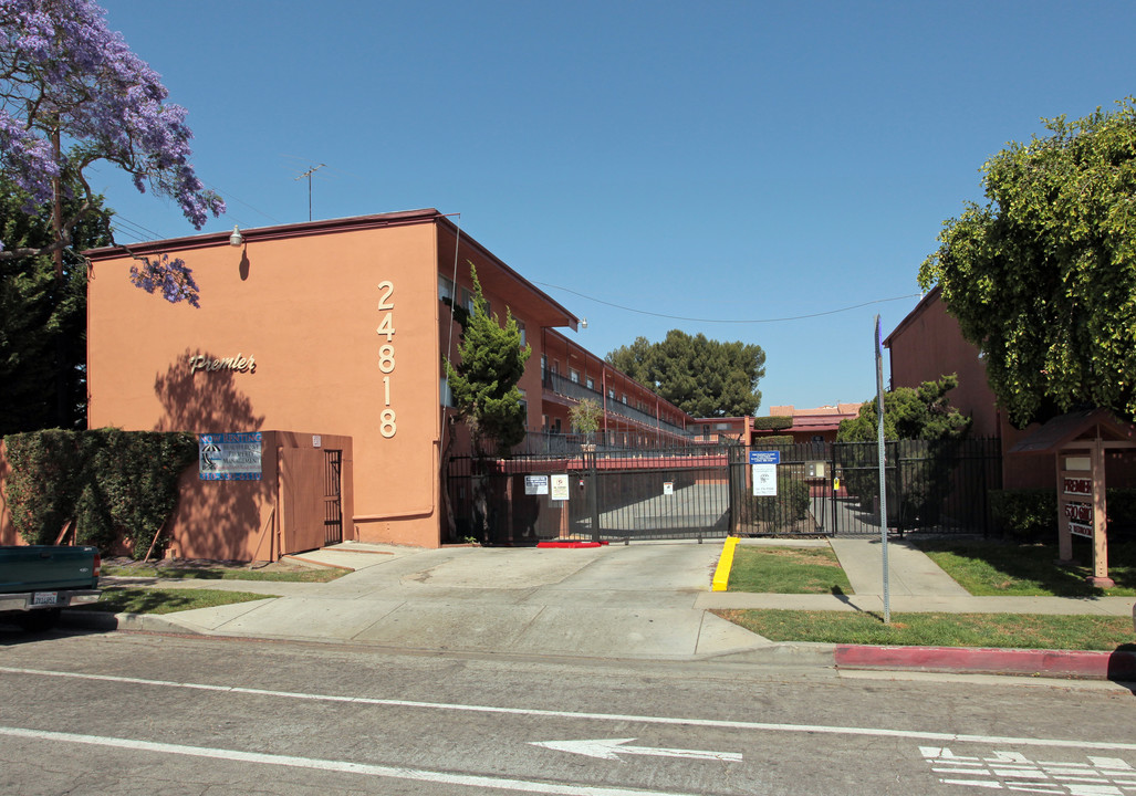 Premier Apartments in Lomita, CA - Building Photo