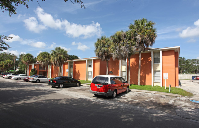 Tara House in Tampa, FL - Building Photo - Building Photo