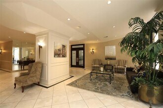 14655 Champion Forest Dr in Houston, TX - Building Photo - Building Photo