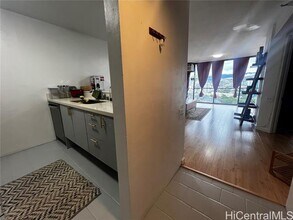 60 N Beretania St in Honolulu, HI - Building Photo - Building Photo