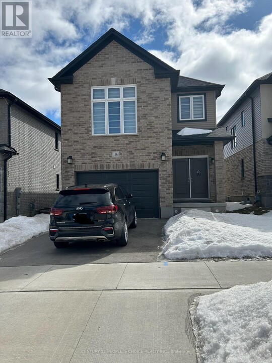 116 Honey St in Cambridge, ON - Building Photo