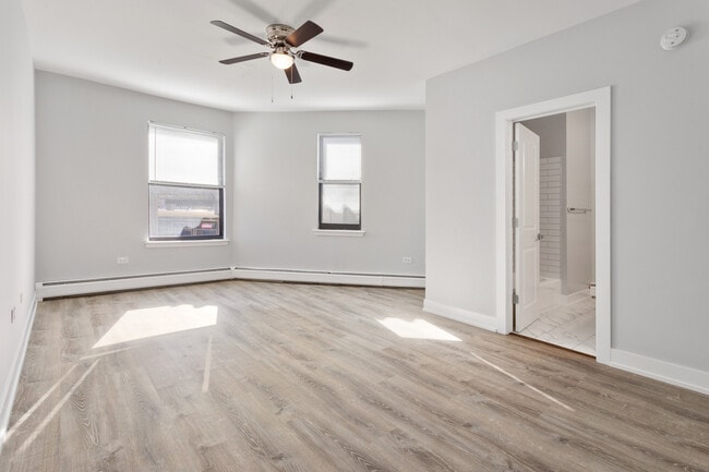 1625 W Howard St in Chicago, IL - Building Photo - Building Photo