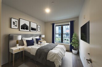 100 Cabot St in Boston, MA - Building Photo - Building Photo