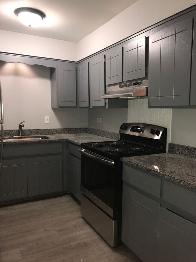 property at 9702 Nottingham Ave