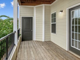 Plantation at Pleasant Ridge in Greensboro, NC - Building Photo