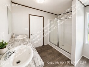 127 Oak Run in College Station, TX - Building Photo - Building Photo