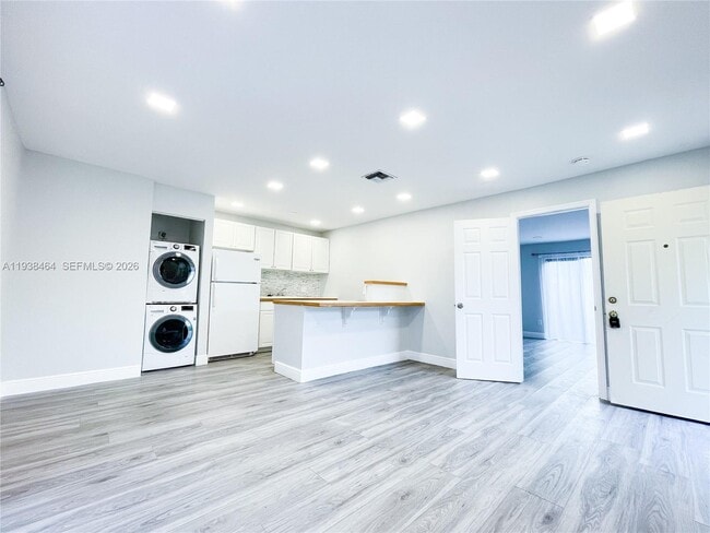 property at 1826 My Pl Ln