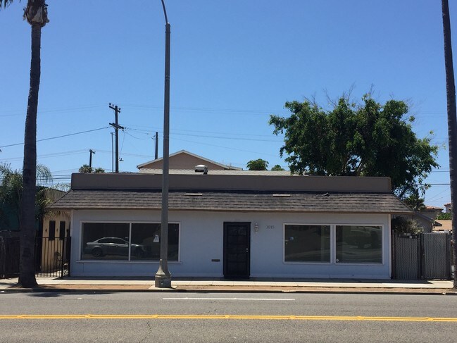 1015 S Coast Hwy in Oceanside, CA - Building Photo - Building Photo