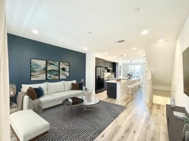 2374 Filbert St in Oakland, CA - Building Photo