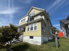 556 Hawley Ave in Bridgeport, CT - Building Photo - Building Photo