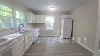 3901 Newson Rd SW in Huntsville, AL - Building Photo - Building Photo