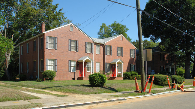 Sutton Place in Fayetteville, NC - Foto de edificio - Building Photo