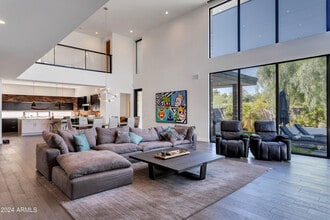 4525 N 36th Way in Phoenix, AZ - Building Photo - Building Photo