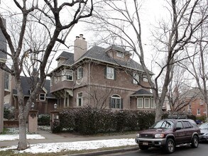 999 Emerson St in Denver, CO - Building Photo - Building Photo