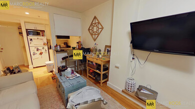 456 Beacon St, Unit Do-3 in Boston, MA - Building Photo - Building Photo