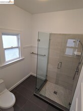 535 30th St, Unit #3 in Oakland, CA - Building Photo - Building Photo