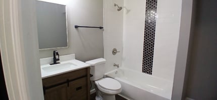 4210 Robert Ave in Cleveland, OH - Foto de edificio - Building Photo