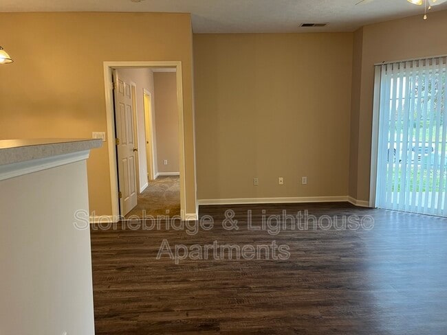 5209 Lighthouse Cove in Jeffersonville, IN - Building Photo - Building Photo