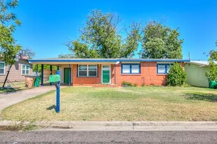 2630 Jomar St in San Angelo, TX - Building Photo