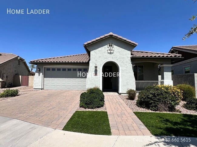 property at 2039 S Osborn Ln