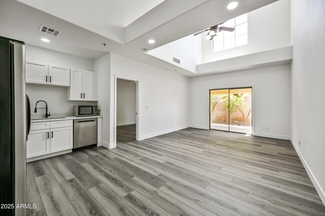 15679 N 29th St in Phoenix, AZ - Building Photo - Building Photo