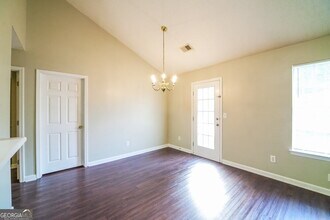 1214 Foxwood Dr in Douglasville, GA - Building Photo - Building Photo