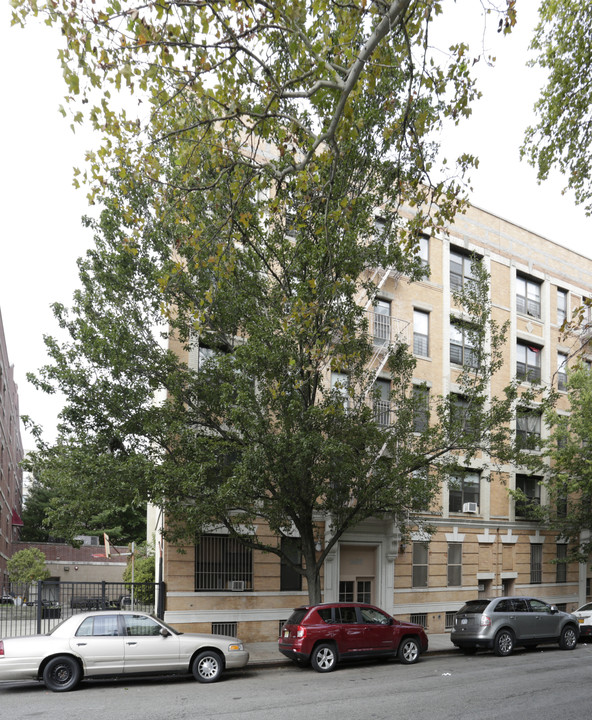 1465 Fulton Ave in Bronx, NY - Building Photo