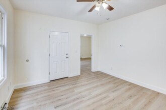 546 Morris St in Orange, NJ - Building Photo - Building Photo