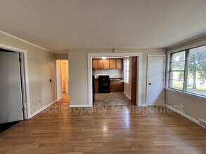 7515 Aboite Center Rd in Fort Wayne, IN - Building Photo - Building Photo