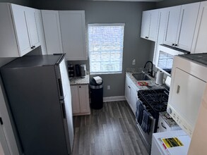 910 N Rocheblave St in New Orleans, LA - Building Photo - Building Photo