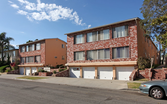 Milmor Garden in Long Beach, CA - Building Photo - Building Photo