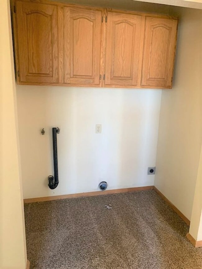 property at 200 Spring Creek Pkwy