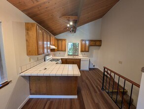 2046-2048 Placer St in Redding, CA - Building Photo - Building Photo