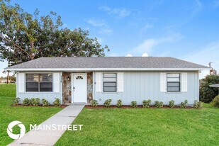 339 13th Ln SW in Vero Beach, FL - Building Photo