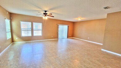 8595 Dylan Michael Dr in Jacksonville, FL - Building Photo - Building Photo