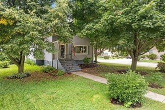 2001 3rd St in Peru, IL - Building Photo - Building Photo