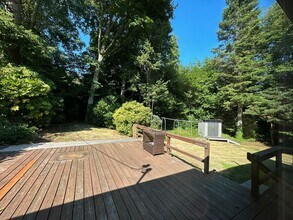 154 Lexington Pl in Astoria, OR - Building Photo - Building Photo