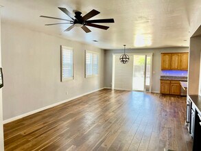 12313 Childress St in Bakersfield, CA - Building Photo - Building Photo