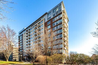 100 Station Landing in Medford, MA - Building Photo - Building Photo