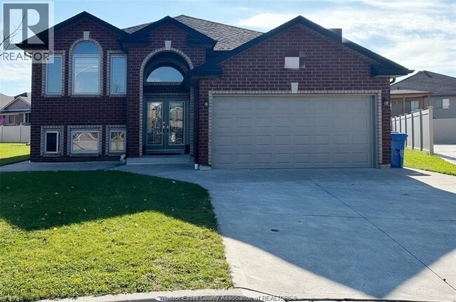 property at 4000 Zanzibar Ct