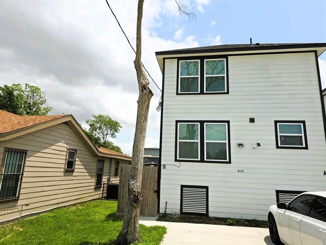property at 4114 Majestic St