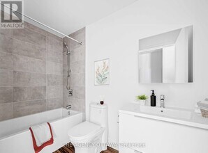 1366-1366 Carling Ave in Ottawa, ON - Building Photo - Building Photo